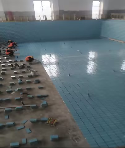 防水材料現(xiàn)場施工圖